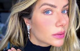 Stay up to date on giovanna ewbank and track giovanna ewbank in pictures and the press. Giovanna Ewbank Sobre Descobrir Gravidez Liguei Para Terapeuta Ofuxico
