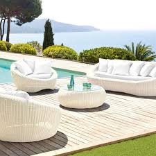 Codes promo, ventes flash, livraison offerte, trouvez le produit de vos rêves à prix réduit ! Salon De Jardin Java Ecru Blanc 5 Places Salon De Jardin Table Et Chaise Eminza