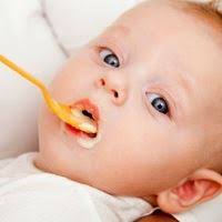 La purée de carotte est bien souvent la première que l'on propose à bébé ! Alimentation Et Diversification Alimentaire Du Bebe De 4 Mois