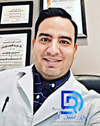 Siempre agradecido con dios por permitirme llegar a donde estoy ahorita..  Solo el sabe el sacrificio,esfuerzo y dedicación que cada uno ha vivido  para alcanzar sus metas sin perder la humildad. Sin