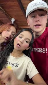 #vira #paratii @Stiven @𝓜𝓪𝓻𝓲𝓪💕👸🏼.