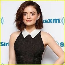 Lucy Hale Wouldn T Go Back To Long Hair At All Short Hair Styles Lucy Hale Hair Dip Dye Hair Brunette