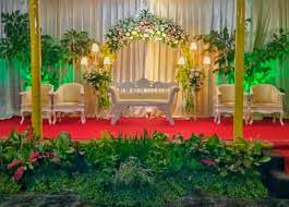 Misalnya kursi pelaminan minimalis yang memiliki ukiran. Citra Ayu Wedding Dekorasi Pernikahan Sederhana Dan Murah Model Minimalis Di Sleman Jogja 2019