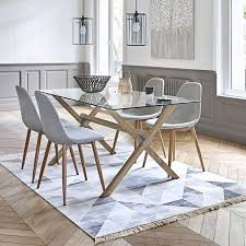 Quel Tapis Sous Une Table De Salle A Manger Blog But Mesas Y Sillas Comedor Decoracion De Comedor Muebles De Comedor