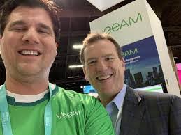 Robin Urbanski's Instagram, Twitter & Facebook