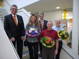 Credit ratings, research and analysis for the global capital markets. Vr Bank Asperg Markgroningen Eg 25 000er Marke Geknackt