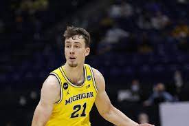 He played college basketball for the michigan wolverines. 5i44za4j Fkvkm