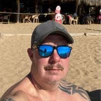 Mark Moncrief's Instagram, Twitter & Facebook