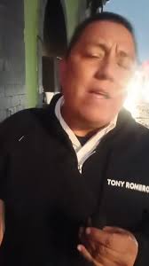 Noel Esteban Petro Henríquez, conocido como Noel Petro o "El Burro Mocho",  músico, cantante, compositor y torero colombiano nacido en Cereté, Córdoba,  el 19 de marzo de 1933. Desde muy joven se