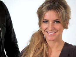 Get premium, high resolution news photos at getty images. How To Make A Brigitte Bardot Ponytail Howcast