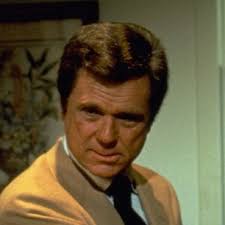 Hawaii Fünf-Null Cast & Crew