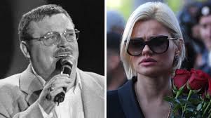 03:30 128 кбит/с 3.2 мб. 7uczaee657xzom