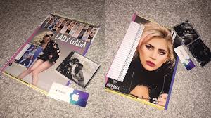 Cooper also wrote the screenplay with will fetters and eric roth. Lady Gaga Charts On Twitter Worldwide Giveaway Lady Gaga 2019 Calendar A Star Is Born Soundtrack Cd 25 Itunes Gift Card Rules Follow Us And Retweet This Tweet