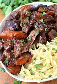 Le méridien dubai hotel & conference centre, airport road, garhoud, dubai. French Bistro Beef Stew In A Bowl With Noodles And Vegetables Beef Recipes Beef Soup Recipes Easy Beef Stew Recipe