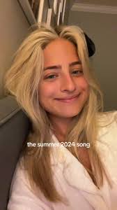 Avery Katherine Wood (@averykatherinewood)