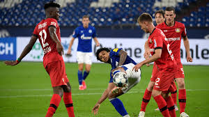 لعبة كلاش سكواد من بين ألعاب ضرب نار باتل رويال. Ù„ÙŠÙØ±ÙƒÙˆØ²Ù† ÙŠÙÙ‚Ø¯ 4 Ù„Ø§Ø¹Ø¨ÙŠÙ† Ù‚Ø¨Ù„ Ù…ÙˆØ§Ø¬Ù‡Ø© Ø±ÙŠÙ†Ø¬Ø±Ø²