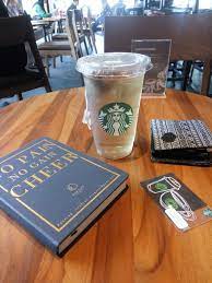 Последние твиты от starbucks coffee (@starbucks). Starbucks Ideal Untuk Belajar Review Fadhlur Rohman Di Restoran Starbucks Coffee Banda Bandung