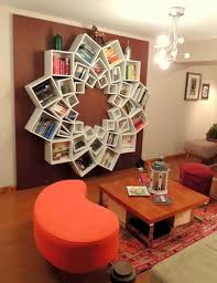 Simak inspirasi menarik yang kamu butuhkan di sini! Kreativiti Rekaan Rak Buku Di Ruang Tamu Dan Bilik Bookshelves Diy Home Deco Home Diy