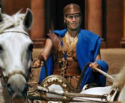 Composed and conducted by miklós rózsa, performed by the mgm studio orchestra & chorus.please note that the rights. Elizabeth Haffenden Costumiere De Cinema Ben Hur 1959 Charlton Heston Tenue En Cuir De La Course De Ben Hur 1959 Classic Movie Stars Old Movie Stars