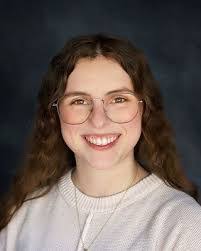 Elizabeth Penick's Instagram, Twitter & Facebook