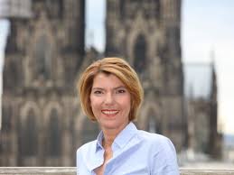 Auch obstbauer michael muss sich bald festlegen. Bettina Bottinger Im Exklusiven Interview Mit Citynews