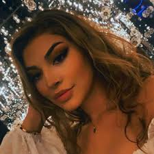 Jade Rendon's Instagram, Twitter & Facebook