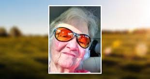 Sarah Eunice's Instagram, Twitter & Facebook