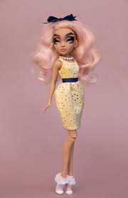 Pidgin Doll Petite Dutch Fashion Doll World