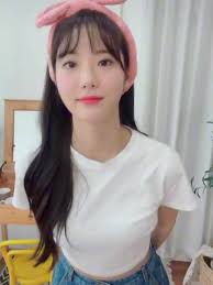 swissarts luda raih set x Porn Pics and XXX Videos - Reddit NSFW