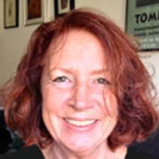 Anna Dowden's Instagram, Twitter & Facebook