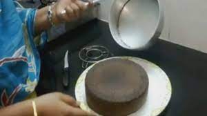 In this video we are going to see how to prepare cream cake recipe in tamil without oven. Chocolate Cake Making In Tamil Without Oven Cooker And Sandpot Easy Method Youtube