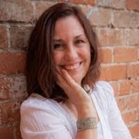 Suzanne Sievers's Instagram, Twitter & Facebook