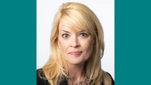 Peggy Buzzard's Instagram, Twitter & Facebook