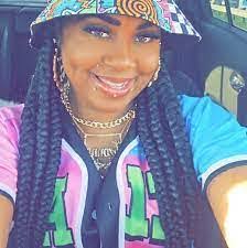 Tracy Larkins's Instagram, Twitter & Facebook