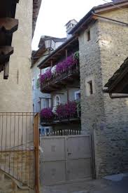 Un région pleine de caractère qui mêle gastronomie et randonnée. Balcns Des Chambres Picture Of Maison Bondaz Aosta Tripadvisor