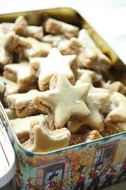 Fievre Des Bredele 7 La Tete Dans Les Etoiles Un Flo De Bonnes Choses Biscuit De Noel Recette Gateau Noel Recette Biscuit De Noel