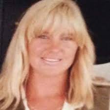 Kevin Bacon as the Big Cheese? Checks out. 📺 Sirens