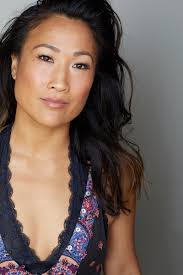 Samantha Bowling's Instagram, Twitter & Facebook