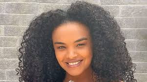 Lucy Ramos apresenta novo o membro da família: “já chegou”