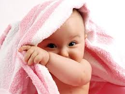 8 month old little child playing outside in green summer or spring park. Babies Hd Wallpapers Group 91