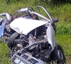 Image result for kemalangan kereta kancil