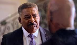 Orlando is jealous of Roman cause he's getting attention from the family.  Like he said “he didn't ask to be Duncan” and didn't wanna be one.