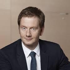 File:Michael Kretschmer 2013.jpg