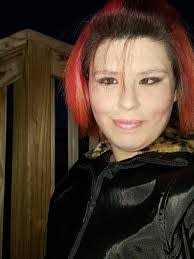 Amanda Doucet's Instagram, Twitter & Facebook