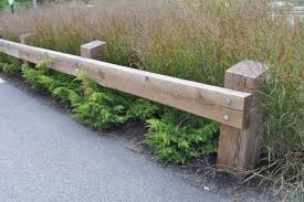 Aesthetic Timber Barriers Wood Guardrail Jpg 586 390 Diy Driveway Driveway Barrier Cedar Homes