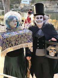 Madame Leota And Hatbox Ghost Haunted Mansion Cosplay Halloween Costumes At Disn Disney Halloween Decorations Haunted Mansion Halloween Haunted Mansion Costume