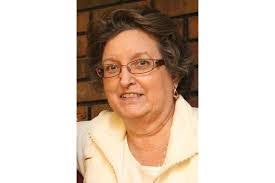 Karen Vertrees's Instagram, Twitter & Facebook