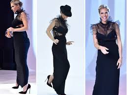 Ilary blasi was born on april 28, 1981 in rome, lazio, italy. Ilary Blasi Incinta Iene Tuta Le Stanze Della Moda