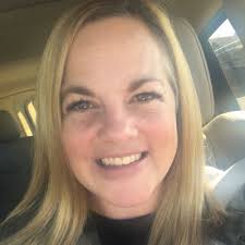 Robyn Towner's Instagram, Twitter & Facebook