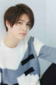 好感度抜群 爽やかセンターパート ナチュラル前下がりマッシュ メンズ 髪型 lipps 原宿 mens hairstyle メンズ ヘアスタイル メンズ ヘアスタイル 髪型 マッシュ メンズ